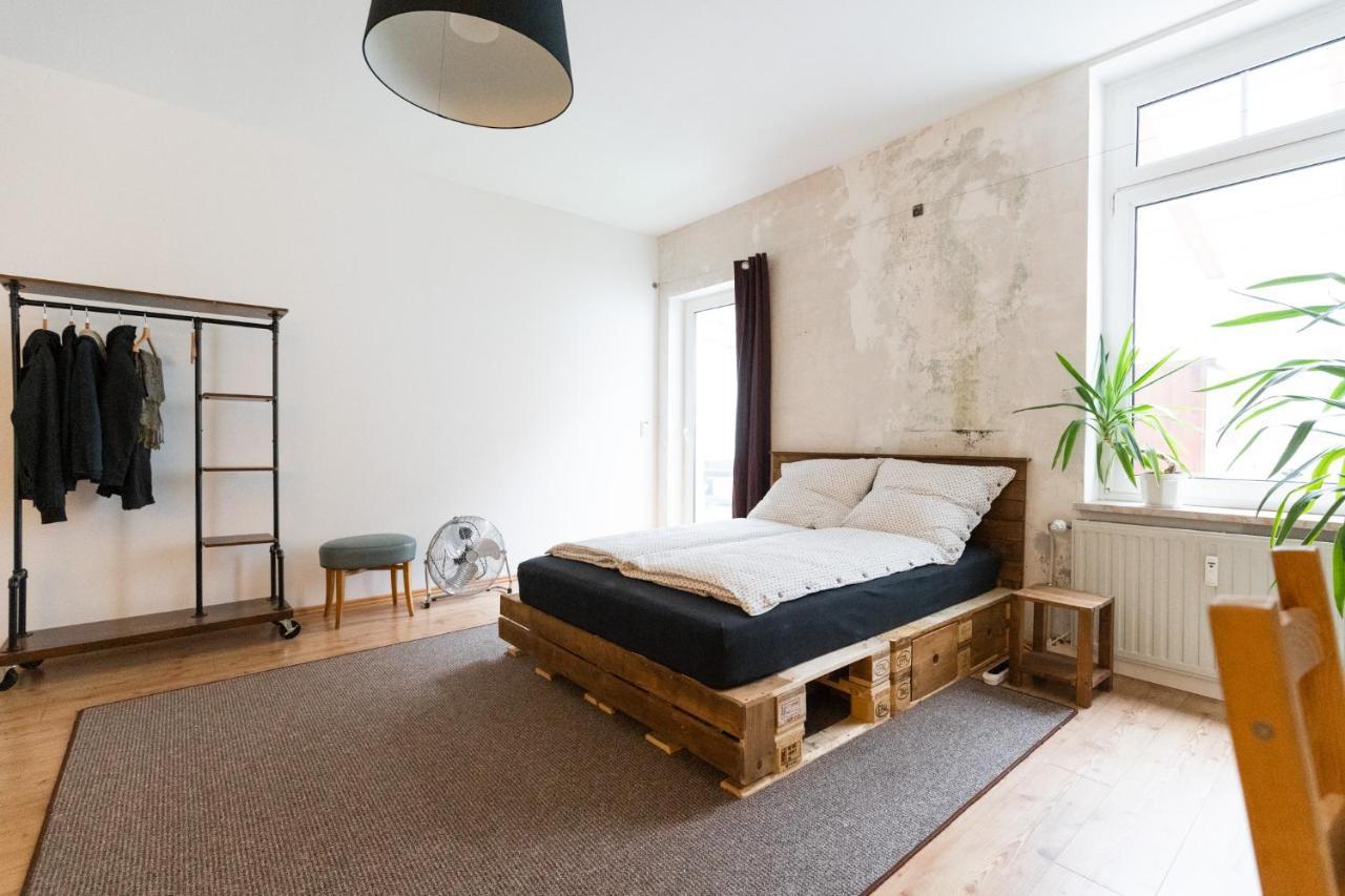 230 M2 Loft Mit Eigenem Wintergarten Mit Tischtennis & Dart, Kostenloser Parkplatz Ерфурт Екстер'єр фото